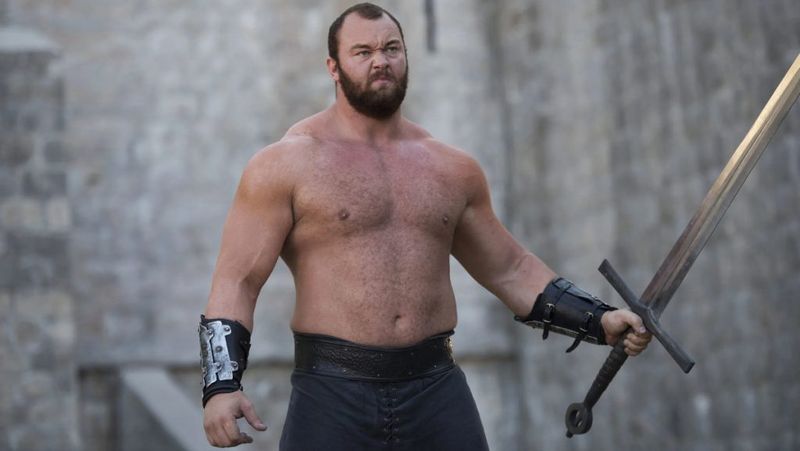 Gregor Clegane alias The Mountain: Anche se ha avuto un ruolo importante negli eventi di Game Of Thrones, sembra che manchi di una certa profondità nel suo personaggio. Gregor ha fatto molte cose durante lo spettacolo che non avevano molto senso per il pubblico. Dall
