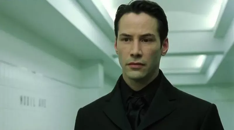   Keanu Reeves als Neo in einem Standbild aus der Matrix-Trilogie