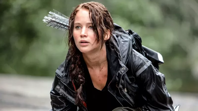   Jennifer Lawrence tuli tunnetuksi roolistaan ​​Katniss Everdeenina Nälkäpelit -sarjassa.