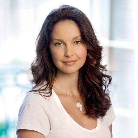Ashley Juddi elulugu