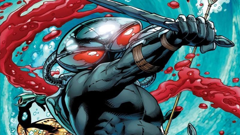 10 أزياء DC شريرة غير عملية لذلك نأمل أن تحترق في الجحيم