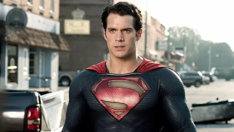 Berichten zufolge war Henry Cavills „Man of Steel 2“ erst möglich, nachdem Dwayne Johnson mit WB um die Superman-Fortsetzung gekämpft hatte