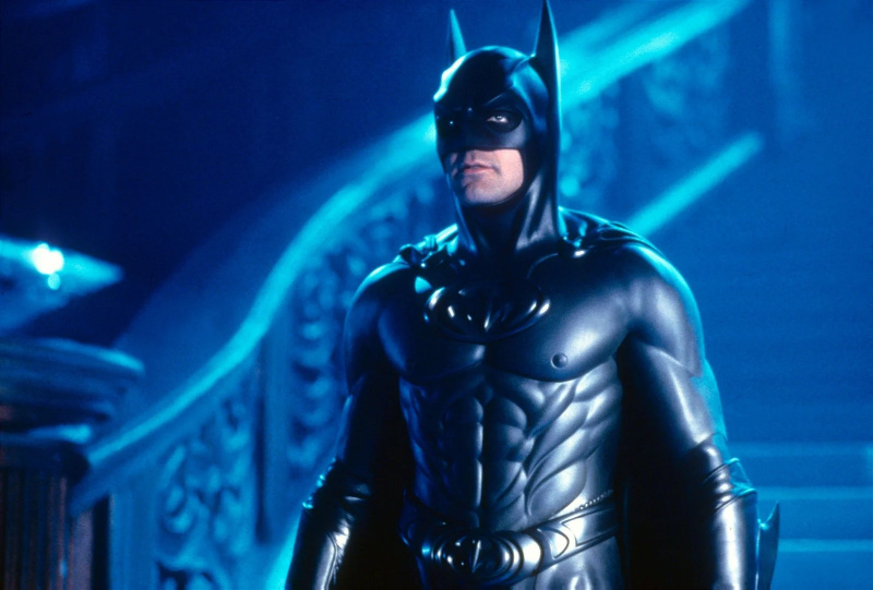 Trotz all des Hasses der Fans war „Batman und Robin“ mit einer weltweiten Einspielung von 238,2 Millionen US-Dollar einer der Filme mit den höchsten Einnahmen von George Clooney