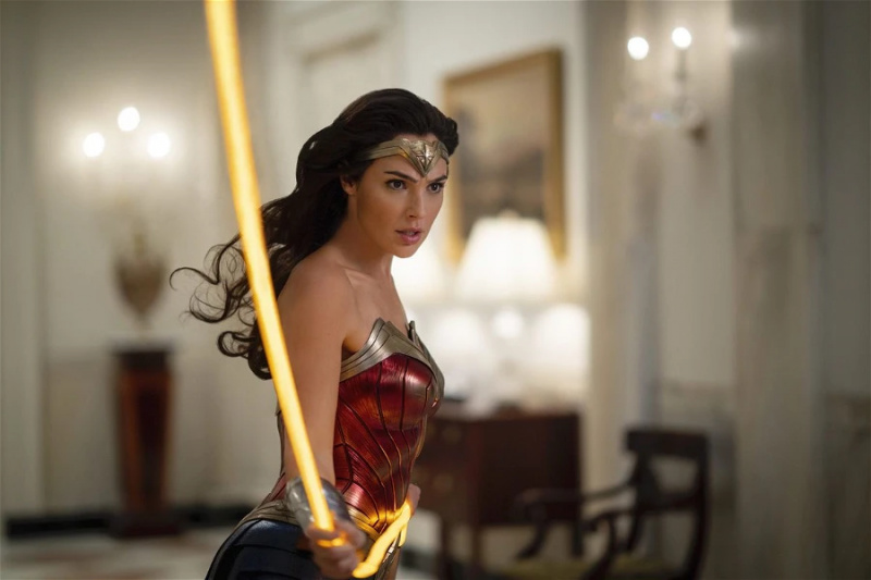 „Zack Snyder wird nie wieder bei DC arbeiten“: Die Absage von Gal Gadots „Wonder Woman 3“ durch James Gunn löst eine Fan-Debatte über Snyders Rückkehr aus