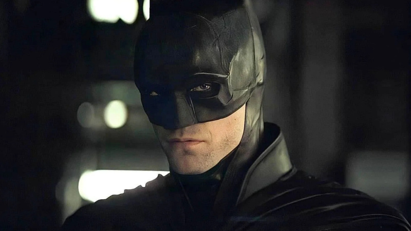 «Бэтмен Паттинсона движется намного быстрее, чем Бэйл»: фанаты DC утверждают, что Бэтмен Роберта Паттинсона полностью уничтожает Темного рыцаря Кристиана Бэйла