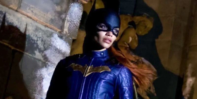 „Sie restaurieren definitiv das Snyderverse“: Berichten zufolge wird Batgirl nach den Dreharbeiten eingestellt, Fans sind überzeugt, dass WB das Snyderverse mit Ben Affleck und Henry Cavill neu aufbaut