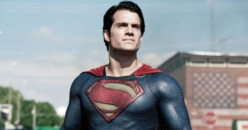 Black Superman-Film ist trotz Henry Cavills Rückkehr zu DCEU immer noch „auf Kurs“.