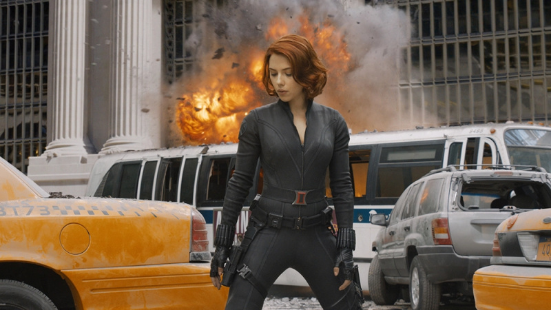 „Sie hat wirklich versucht, Thanos mit einem Taser zu überwältigen“: Während Marvel die offizielle Fortsetzung von Black Widow bestätigt, trollen Fans Scarlett Johanssons berüchtigten Infinity War-Moment