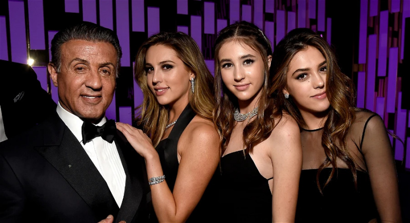   Silvestrs Stallone ar savām meitām