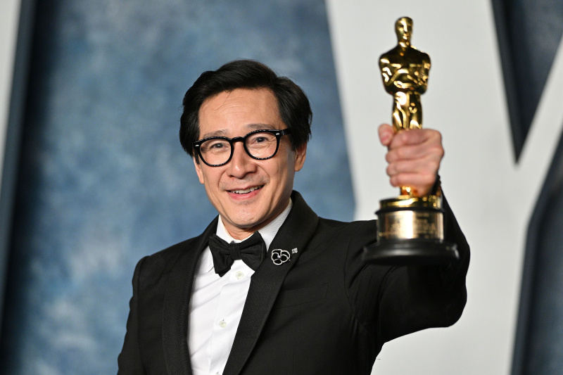 Corey Feldman möchte, dass „Goonies“-Co-Star Ke Huy Quan nach dem Oscar-Gewinn seine Karriere rettet: „Hoffentlich gelingt es ihm auch“