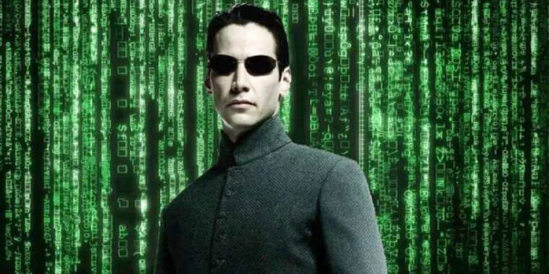 La estrella de Matrix, Keanu Reeves, casi pierde $ 200 millones en el día de pago debido a una condición médica preocupante, entrenó con un collarín para su película