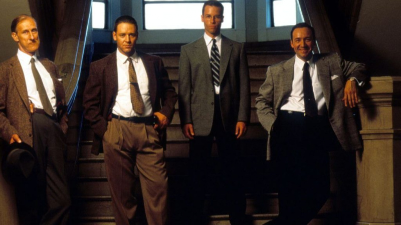   (L-R) Russell Crowe, Kevin Spacey și Guy Pearce din platourile L.A. Confidential