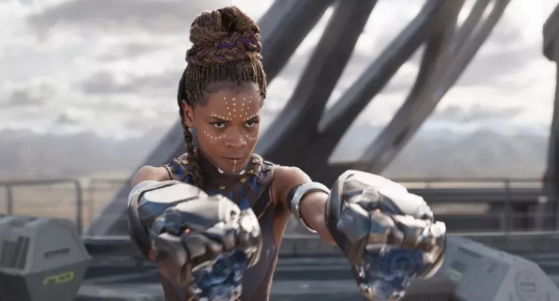 „Killmonger-Fans können den Mund halten, Shuri ist jetzt Black Panther“: Letitia Wright-Fans jubeln, als der Trailer zu „Black Panther: Wakanda Forever“ andeutet, dass Shuri die Rolle von Chadwick Boseman übernimmt