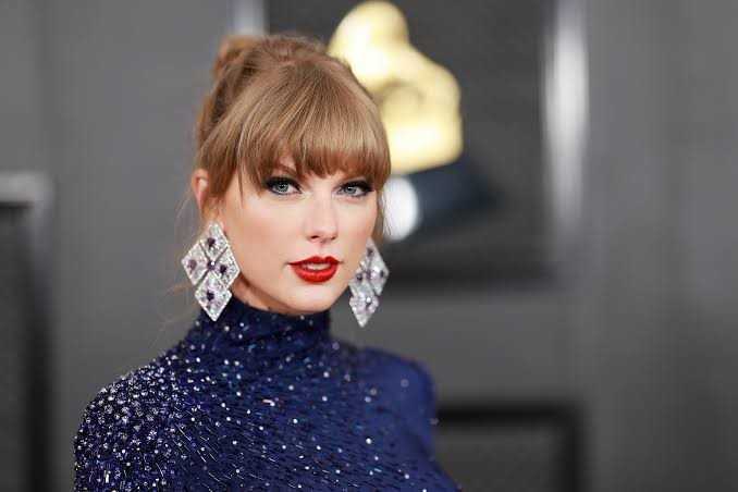 Taylor Swift patariama suteikti Harry Styles dar vieną galimybę po to, kai 16 kitų buvusių meilužių paliko jos širdį sudaužytą