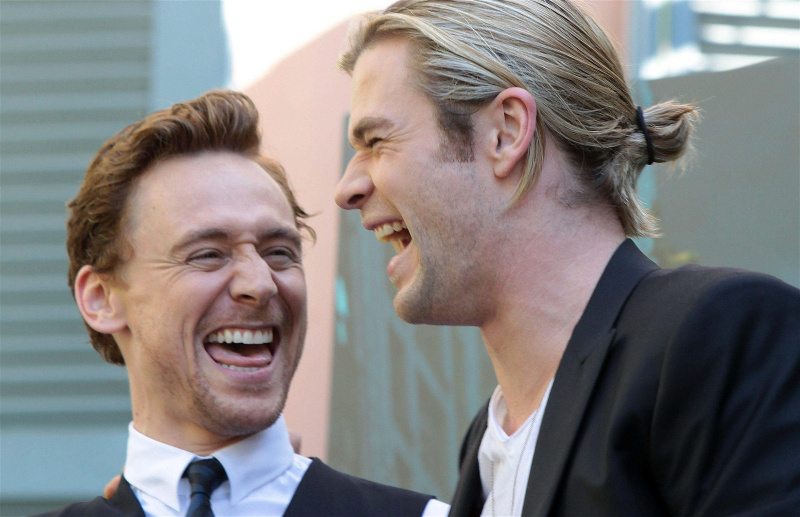 Der meistgehasste 1,4-Milliarden-Dollar-Avengers-Film musste Tom Hiddlestons Loki-Szene streichen, weil er so brillant war, dass die Fans überzeugt waren, dass er der wahre Bösewicht ist