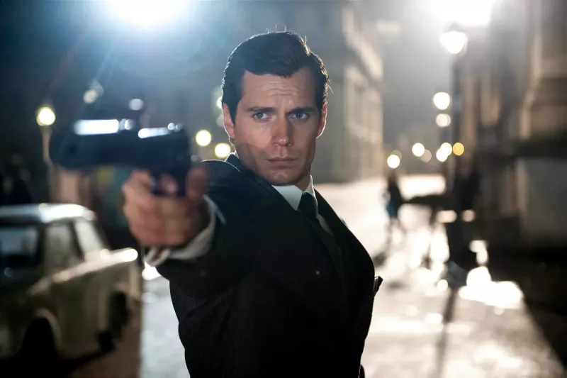 'Han såg bara lite ung ut': Casino Royale-regissören avslöjar Henry Cavills 'enorma' audition som nästan spårade ur Daniel Craigs 007-karriär