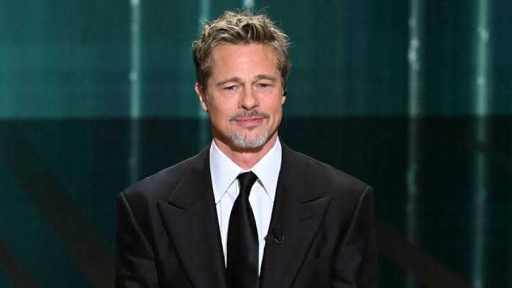 Personne ne voulait le faire : après les rumeurs d'homosexualité de Tom Cruise, Brad Pitt craignait pour sa carrière à Hollywood lorsque l'acteur a été approché pour un film nominé aux Oscars de 178 millions de dollars