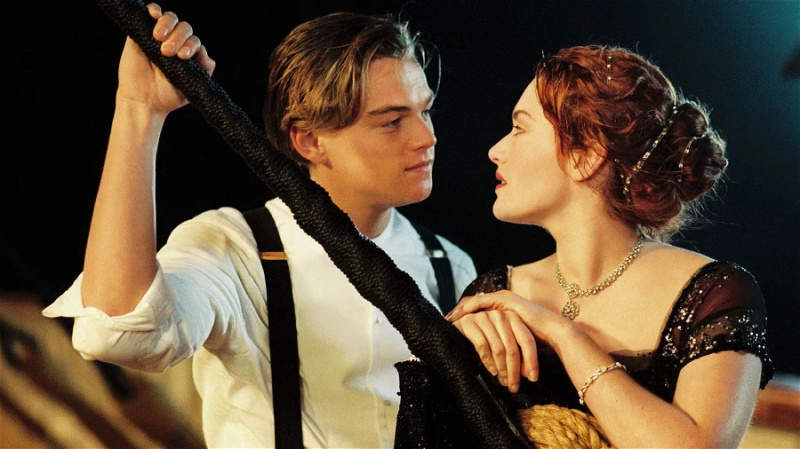 Кейт Уинслет не беше доволна да целуне Леонардо ди Каприо след няколко снимки в Титаник: „Вече не можем да се целуваме“