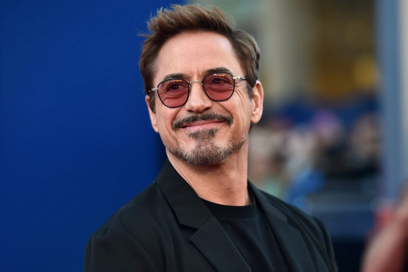 Robert Downey Jr. nennt Iron Man einen „Superhelden der zweiten Stufe“ und wusste nicht, ob er ein 30-Milliarden-Dollar-Franchise leiten könnte