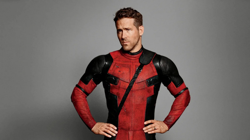   Ryan Reynolds v obleku Deadpoola