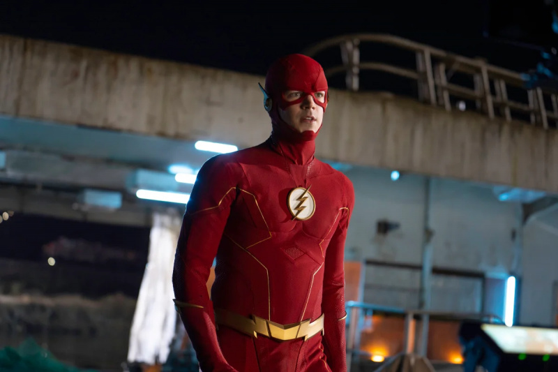 „The Flash“ macht eine Kehrtwende und holt Berichten zufolge Zoom-Darsteller Teddy Sears für einen Speedster-Showdown