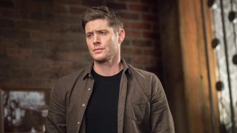 Jensen Ackles gab indirekt zu, während der letzten Staffel der Serie einen legendären Chevy Impala aus dem Supernatural-Set gestohlen zu haben