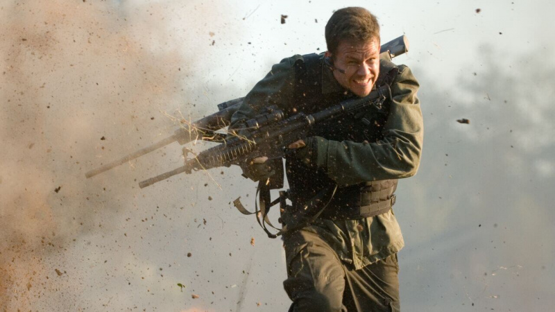   Mark Wahlberg în Shooter