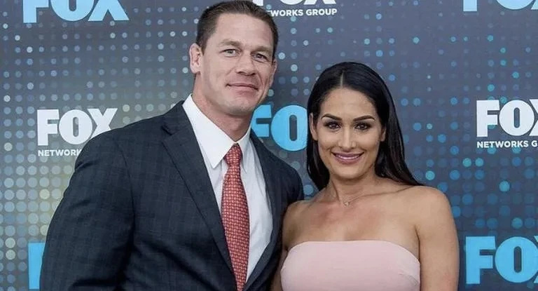 Berichten zufolge zahlte John Cena unglaubliche 55 Millionen US-Dollar für die Scheidung seiner ersten Frau, damit er mit der WWE-Diva Nikki Bella zusammen sein konnte