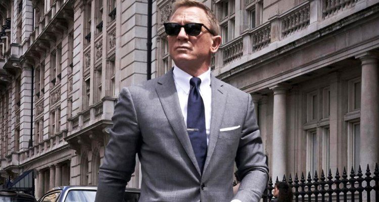 Daniel Craig som James Bond