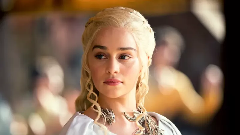   Hviezda Hry o tróny Emilia Clarke ako Daenerys Targaryen