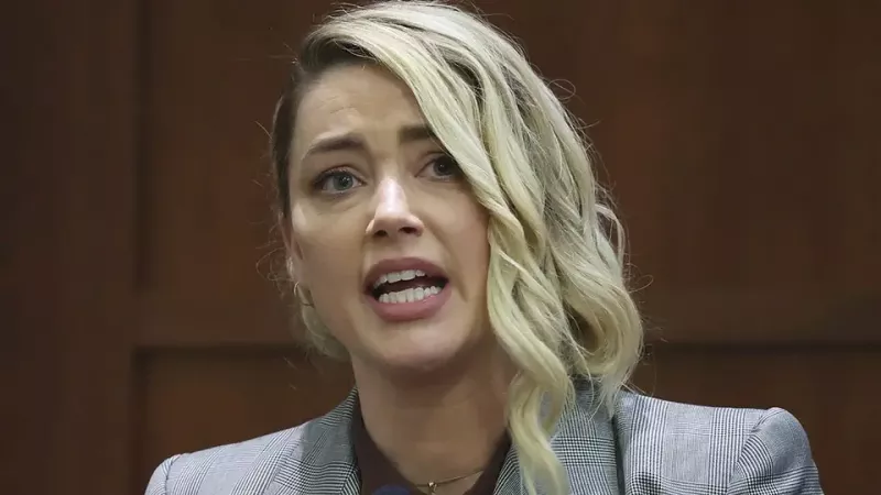   Amber hoorde's court statement became a viral trend