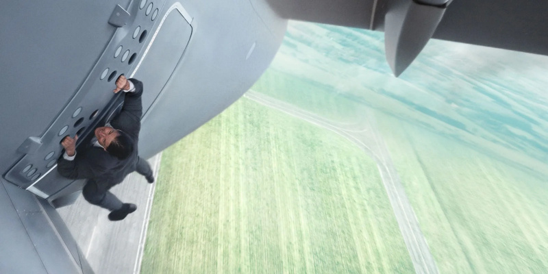 Супротно популарном веровању, Том Круз је извео легендарну акциону сцену авиона у филму вредном 682 милиона долара без икаквих специјалних ефеката