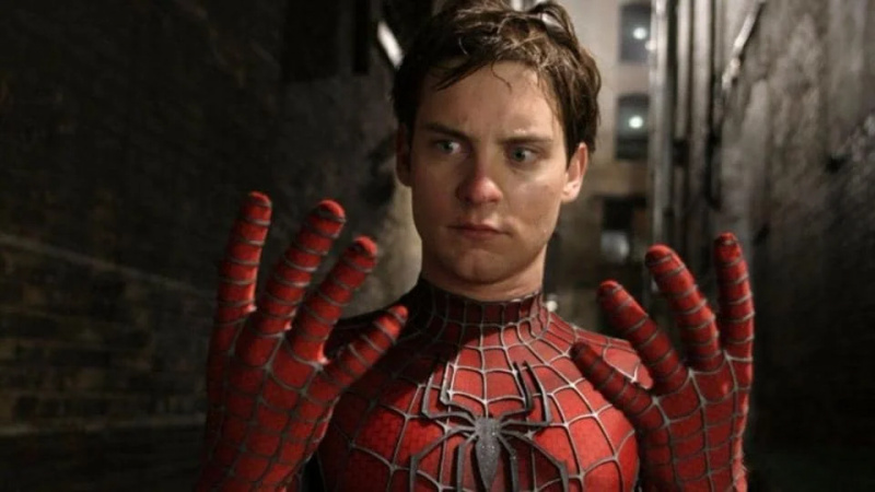   Tobey Maguire dans le rôle de Spider-Man