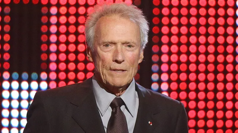 Clint Eastwoods Tochter erhielt Morddrohungen, nachdem sie im umstrittensten Moment ihres Lebens innerhalb von Sekunden 100.000 US-Dollar vernichtet hatte