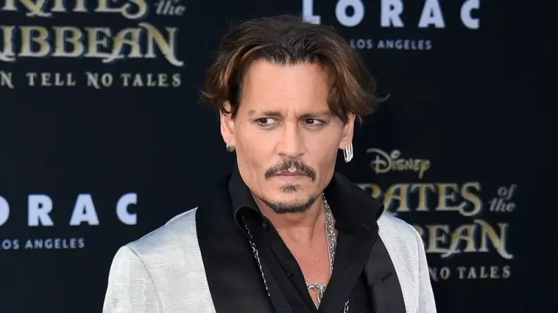  Johnny Depp revela que Hollywood não gostou de seu estilo de Jack Sparrow