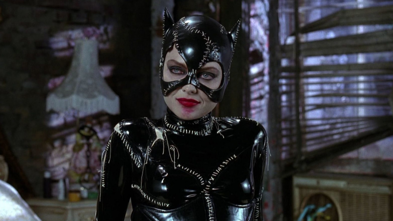 A Marvel sztárja, Michelle Pfeiffer nyitott a Cat Woman szerepére Michael Keaton visszatérésében, mint Batman a „The Flash”-ben