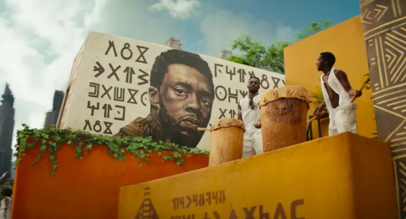 'Il était une panthère noire pour tout le monde': la scène de Black Panther 2 révèle une scène déchirante de Nakia et Okoye s'adressant au décès du roi T'Challa de Chadwick Boseman