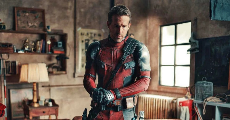   Ryan Reynolds als Wade Wilson in het Deadpool-vers (2016-).
