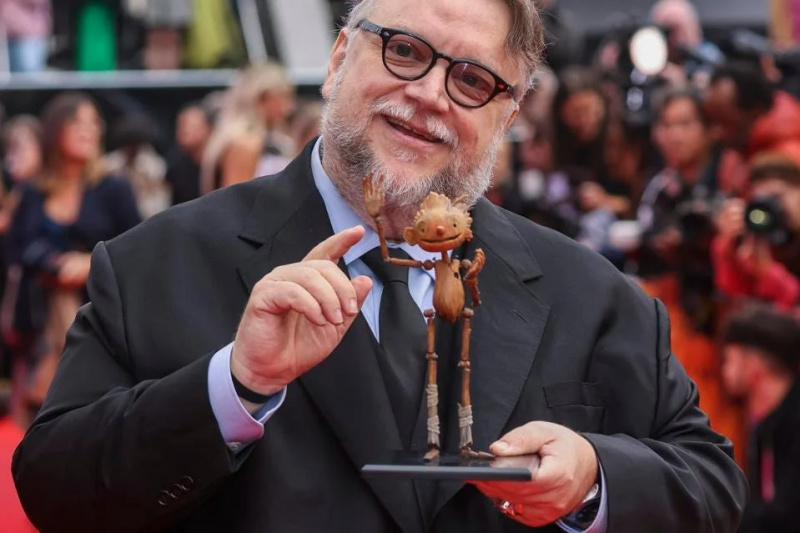 Atšķirībā no Džeimsa Kamerona iemiesojuma, Giljermo Del Toro ienīst mākslīgā intelekta radīto animāciju: “Es patērēju un mīlu cilvēku radīto mākslu”