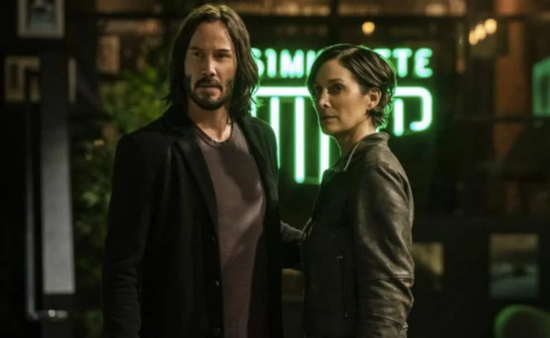   Carie-Anne Moss und Keanu Reeves in The Matrix Ressurections (2021)
