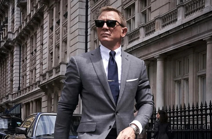 Najväčšia výplata Daniela Craiga nepochádza z franšízy Jamesa Bonda napriek tomu, že si zahral vo filme s najvyšším výnosom 007, ktorý v pokladni zarobil 1,1 miliardy dolárov