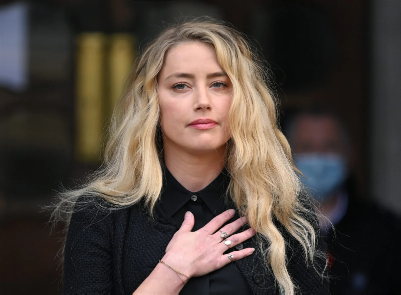 'She pulled a Kevin Spacey': Amber Heard bliver trollet for angiveligt at forlade Hollywood efter ydmygelse på grund af retssag om Johnny Depp