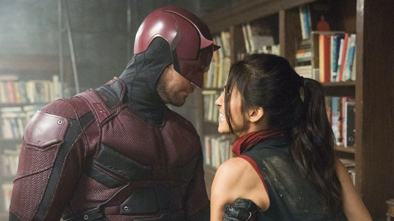   Η Charlie Cox υποδύθηκε τον χαρακτήρα του Daredevil.