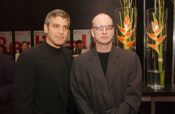 „Hneď nám povedali, aby sme to f-k“: George Clooney tvrdí, že Johnny Depp a Mark Wahlberg ľutujú, že odmietli film s Mattom Damonom za 450 miliónov dolárov po prepustení herca Batmana