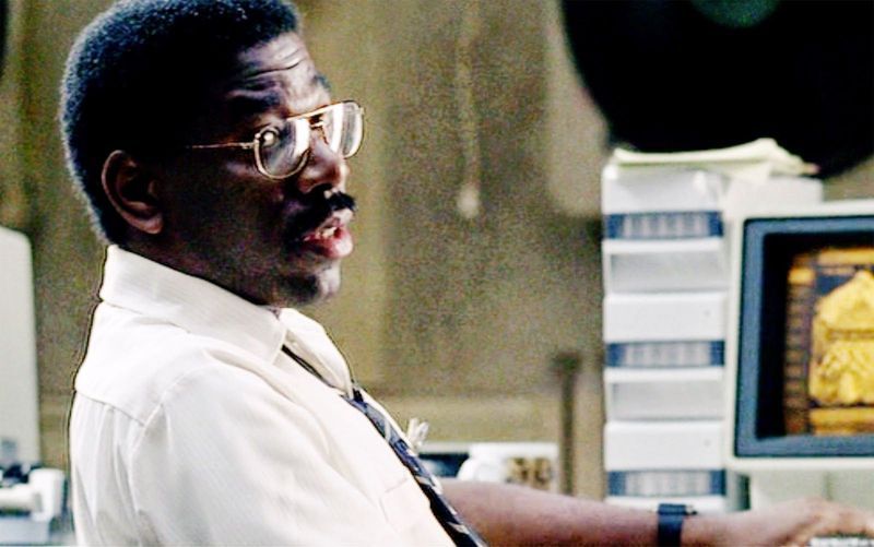 Wenn Morgan Freemans Sohn als Fingerabdruck-Techniker im Film Se7en auftaucht