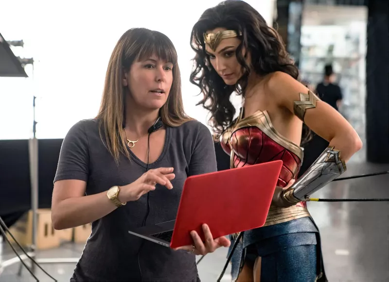 „Sie will nicht zulassen, dass sie eine Meinung äußern“: Patty Jenkins ist mit James Gunns DCU-Vision unzufrieden, da die Regisseurin „Wonder Woman 3“ verlässt, obwohl Gal Gadot zurückgekehrt ist