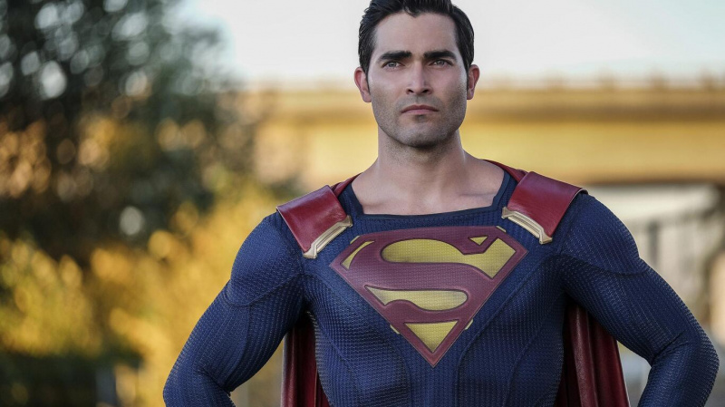 Superman & Lois enthüllt riesiges Budget, um mit „The Last of Us“ mithalten zu können, während Tyler Hoechlin trotz der Vergleiche mit Henry Cavill weiterhin die Herzen erobert