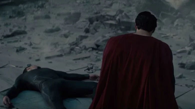   Superman smúti, že vezme generála Zoda's life