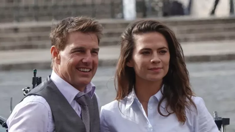 'Het voelt een beetje vies, het voelt vies': Hayley Atwell walgt van de liefdesverhalen met Tom Cruise na Mission Impossible 7