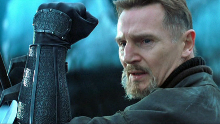 Napriek platu 2 000 000 dolárov, Liam Neeson, predstaviteľ Temného rytiera Christiana Balea, nenávidí všetky filmy o superhrdinoch: „Ten istý príbeh“